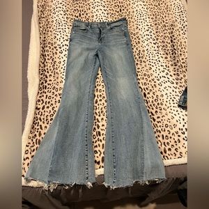 Size 6 AE festival flare jeans
